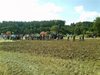 Polní předvádění s odborným komentářem