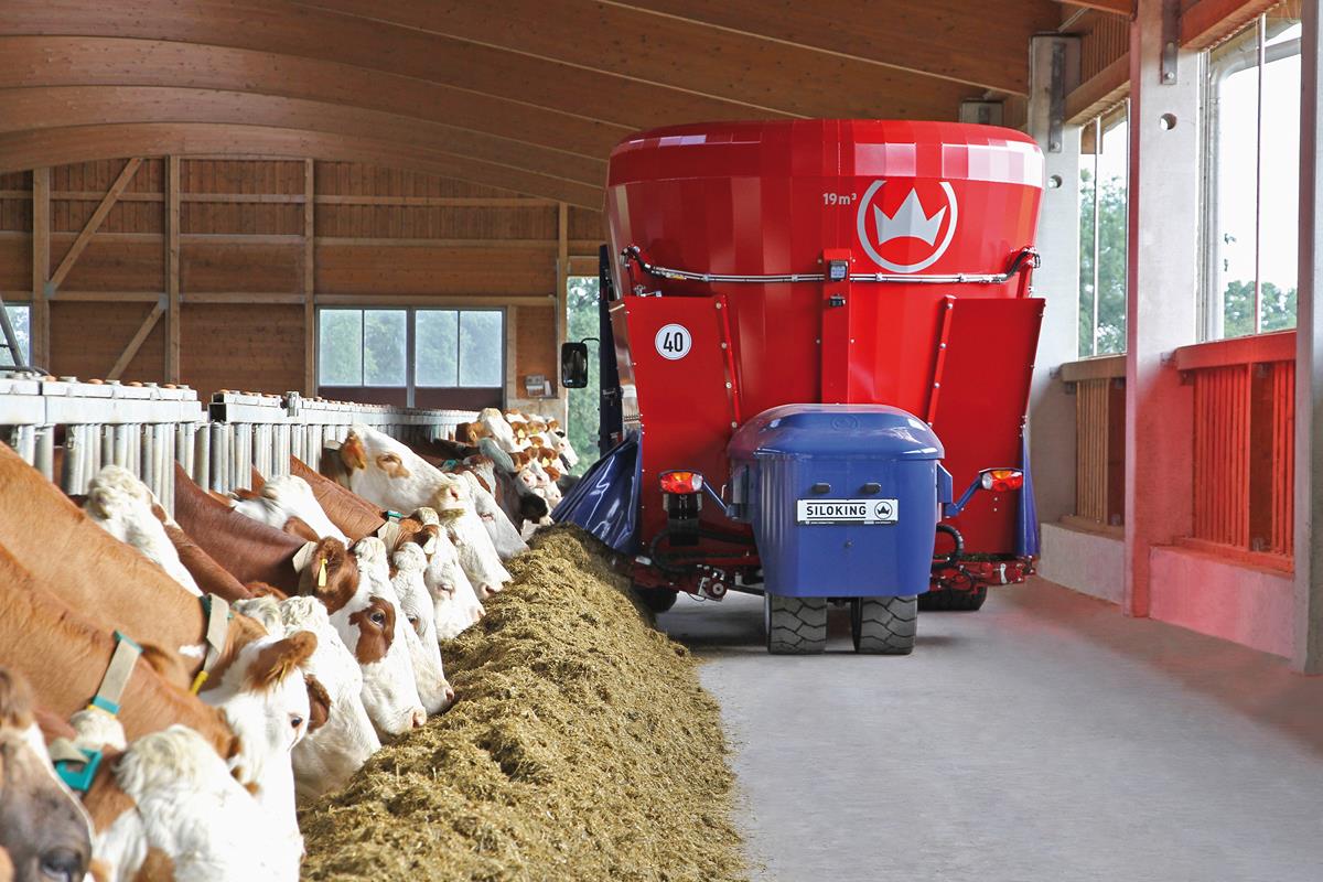 Samojízdný vertikální krmný míchací vůz Siloking